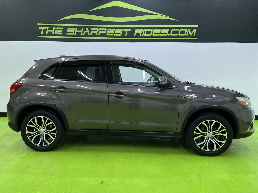 Used 2017 Mitsubishi Outlander Sport SE FWD image 11