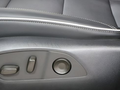 Used 2026 Buick Enclave Preferred AWD/4WD image 21