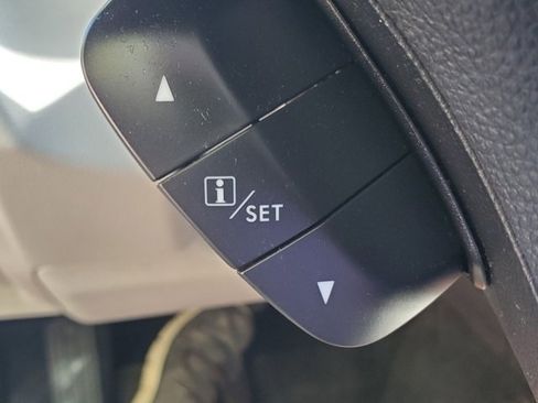 Used 2015 Subaru Forester 2.5i Premium w/ All-Weather Package image 20