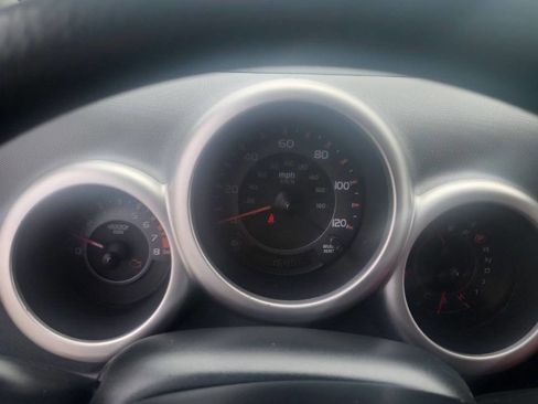 Used 2005 Honda Element EX image 12