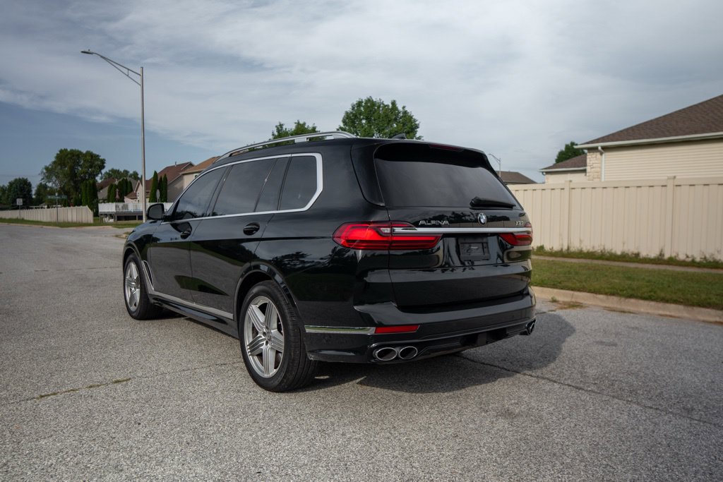 Used 2021 BMW ALPINA XB7 AWD/4WD image 12