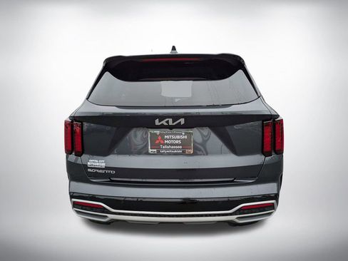 Used 2023 Kia Sorento EX FWD image 5