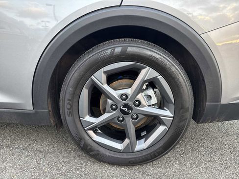 Used 2025 Kia K4 LXS image 5