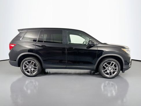 Certified 2023 Honda Passport EX-L image 4