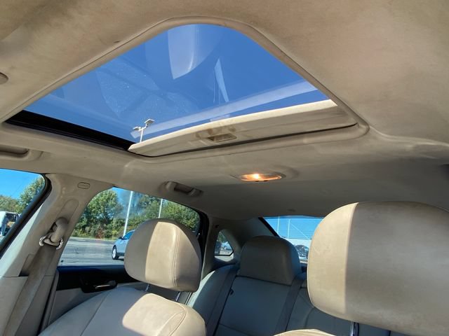 Used 2013 Chevrolet Impala LTZ FWD image 7