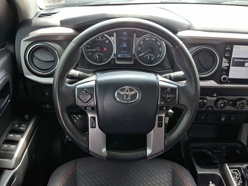 Used 2020 Toyota Tacoma SR5 image 12