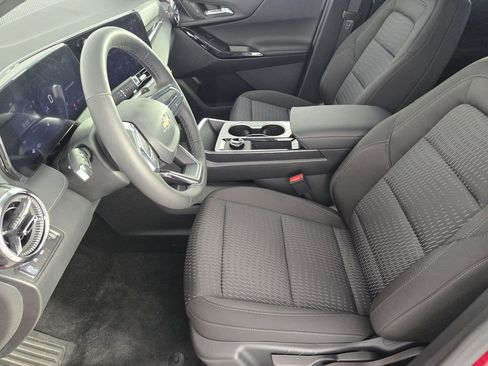 New 2026 Chevrolet Equinox LT w/ LPO, Floor Liner Package FWD image 11