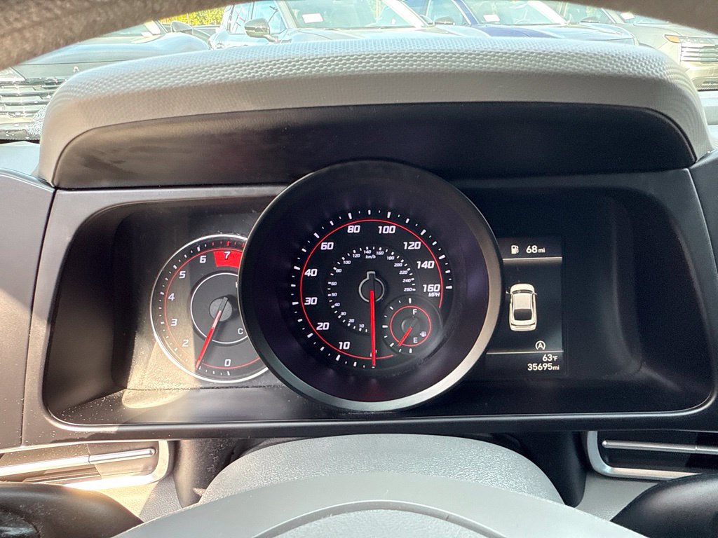 Used 2022 Hyundai Elantra SE FWD image 20