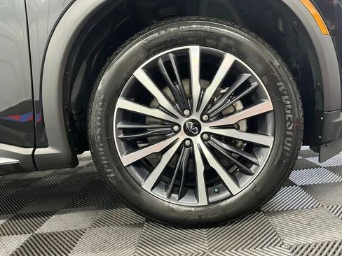 Used 2022 INFINITI QX60 Sensory image 18