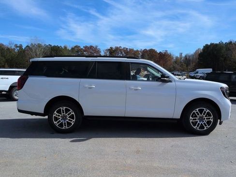 New 2025 Ford Expedition Max Active image 3