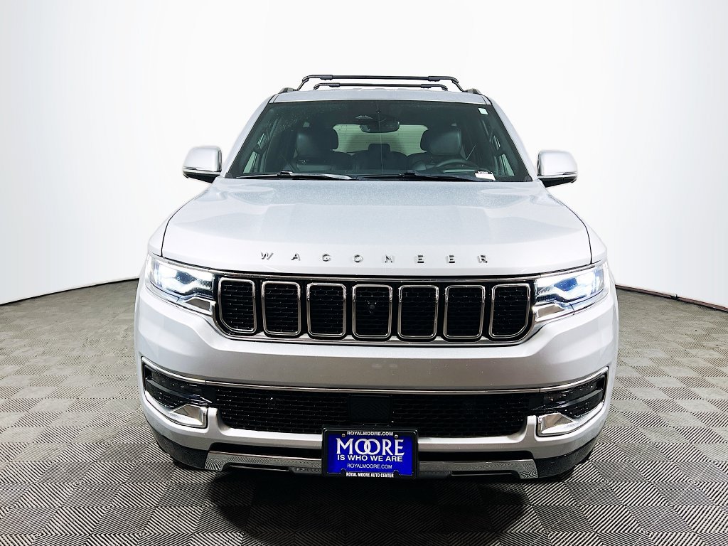 Used 2022 Jeep Wagoneer Series III w/ Convenience Group I AWD/4WD image 2