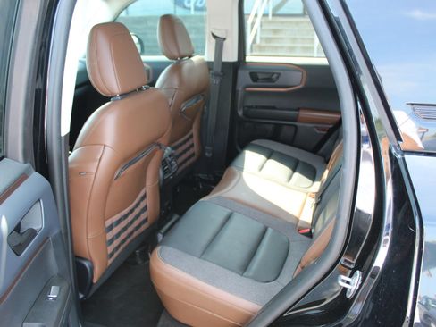 Used 2021 Ford Bronco Sport Outer Banks AWD/4WD image 19