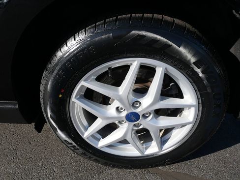 Used 2021 Ford Edge SEL w/ Cargo Accessory Package image 35