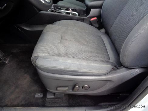 Used 2020 Hyundai Santa Fe SEL image 8