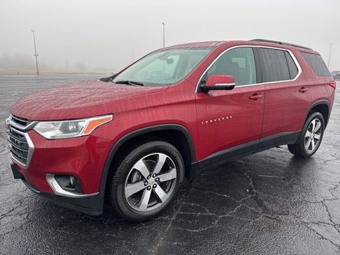 Used 2020 Chevrolet Traverse LT w/ LT Premium Package image 1