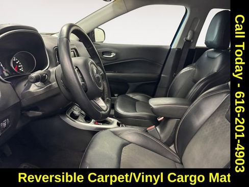 Used 2017 Jeep Compass Latitude w/ Cold Weather Group image 7