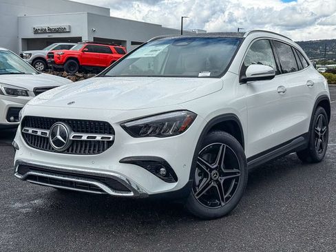 New 2026 Mercedes-Benz GLA 250 4MATIC image 1