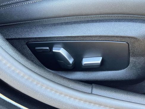 Used 2023 BMW 540i w/ M Sport Package image 24