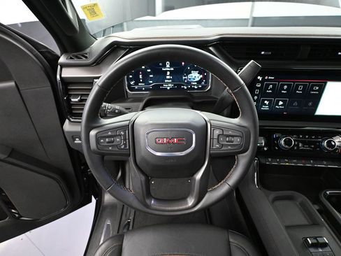 Used 2025 GMC Sierra 3500 AT4 image 29