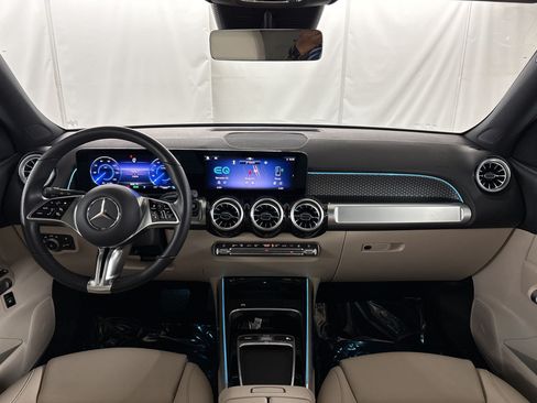 Certified 2024 Mercedes-Benz EQB 300 4MATIC image 15