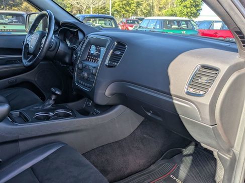 Used 2019 Dodge Durango GT image 31