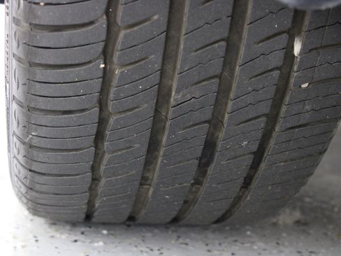 Used 2016 Mercedes-Benz E 400 Cabriolet w/ Premium 3 Package image 85