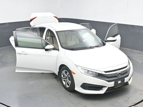 Used 2017 Honda Civic LX image 45