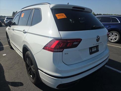 Used 2022 Volkswagen Tiguan SE R-Line FWD image 6