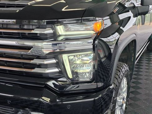 Used 2022 Chevrolet Silverado 3500 High Country w/ Z71 Off-Road Package AWD/4WD image 10