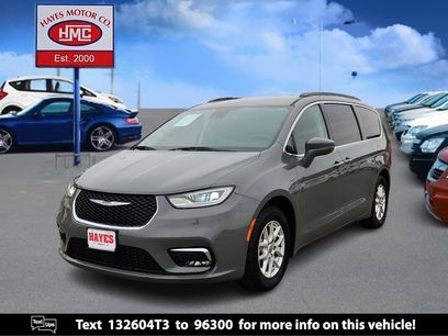 Used 2022 Chrysler Pacifica Touring-L