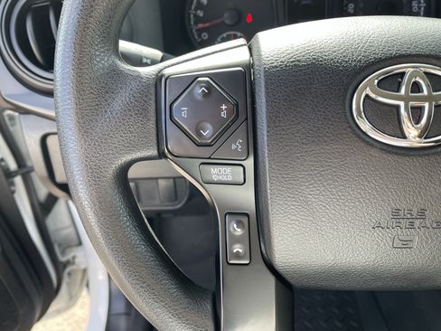 Used 2022 Toyota Tacoma SR RWD image 21