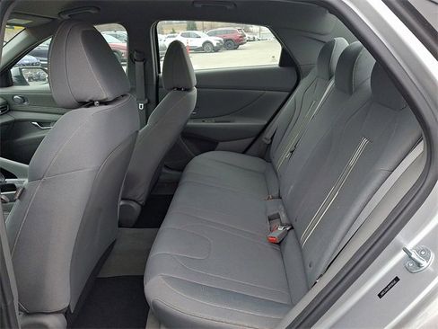 Certified 2023 Hyundai Elantra SEL w/ Convenience Package image 10