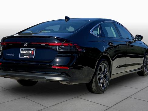 Used 2023 Honda Accord EX image 13
