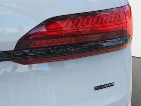 Certified 2025 Audi Q7 2.0T Premium Plus w/ Premium Plus Package AWD/4WD image 30