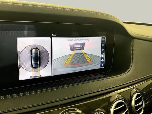 Used 2018 Mercedes-Benz S 560 Sedan image 25