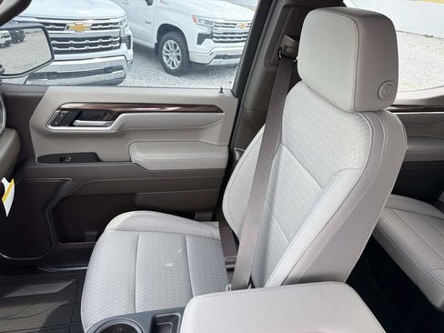 New 2026 Chevrolet Silverado 1500 RST w/ RST Select Package AWD/4WD image 16