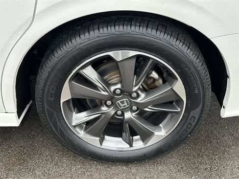 Used 2023 Honda Odyssey Elite image 5