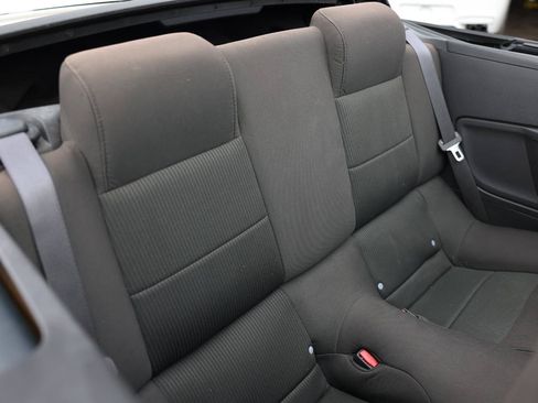 Used 2010 Ford Mustang Convertible RWD image 14