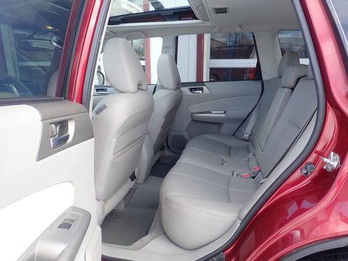 Used 2010 Subaru Forester 2.5X Limited image 14
