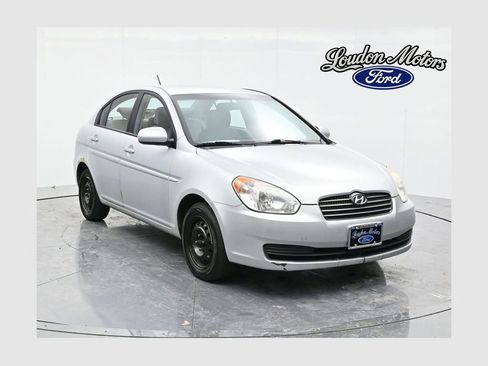 Used 2010 Hyundai Accent GLS w/ Premium Pkg 4 FWD image 1