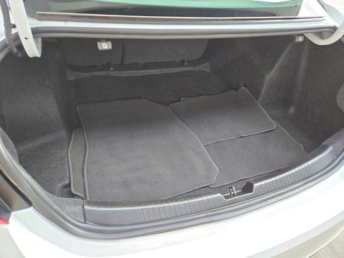 Used 2023 Chevrolet Malibu LT image 17