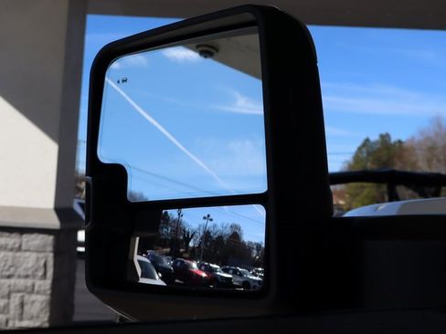 Used 2022 GMC Sierra 2500 Denali image 13