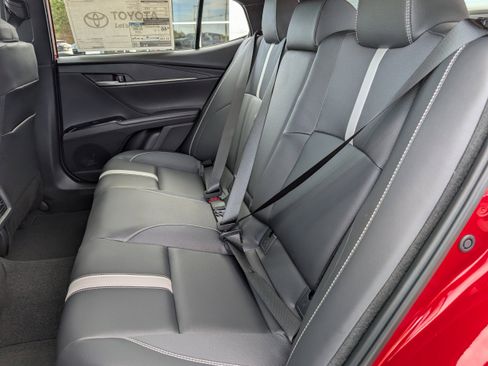 New 2026 Toyota Camry Hybrid image 28