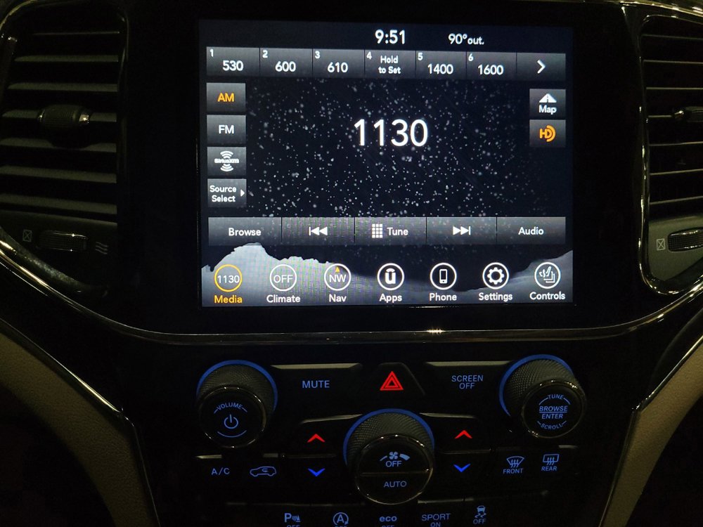 Used 2021 Jeep Grand Cherokee Limited RWD image 25