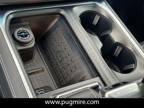 New 2025 Ford Expedition Platinum w/ Stealth Performance Package image 28