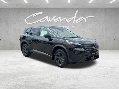New 2026 Nissan Rogue SV FWD image 2