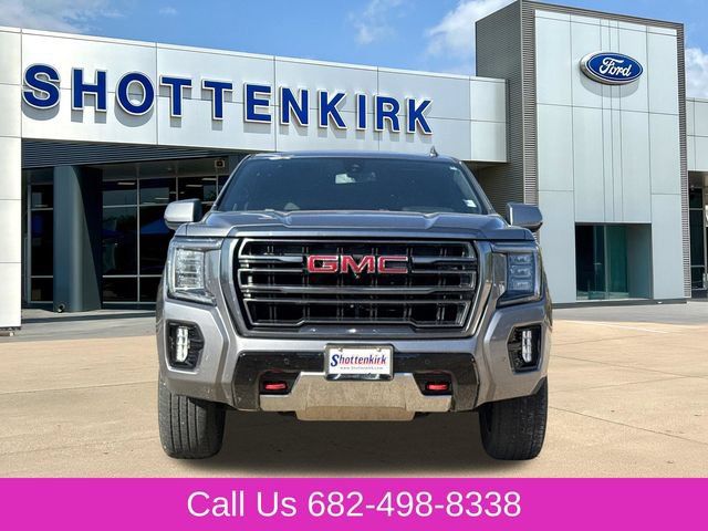 Used 2021 GMC Yukon AT4 w/ Rear Media and Nav Package AWD/4WD image 2