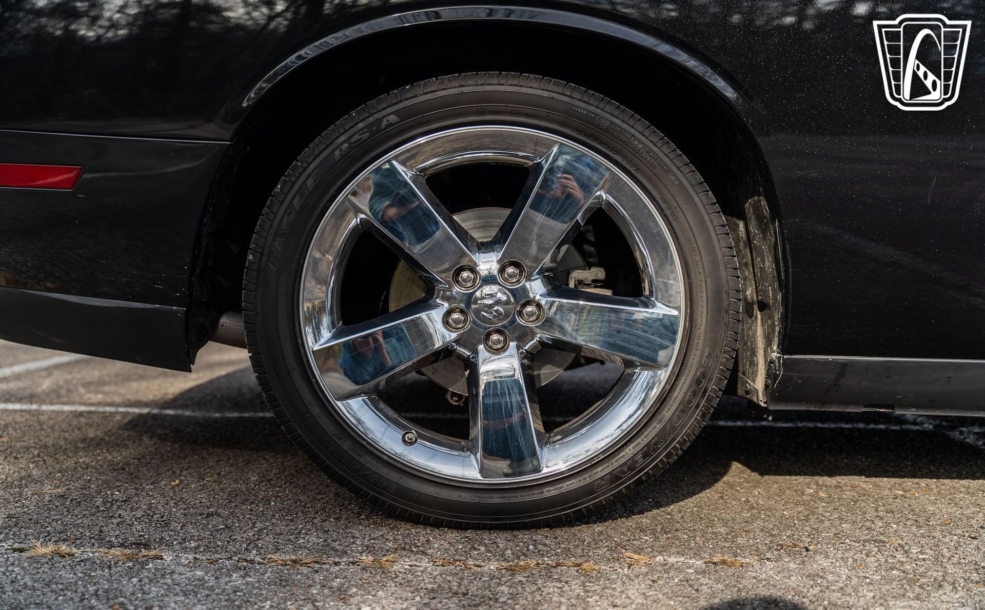 Used 2009 Dodge Challenger R/T RWD image 36
