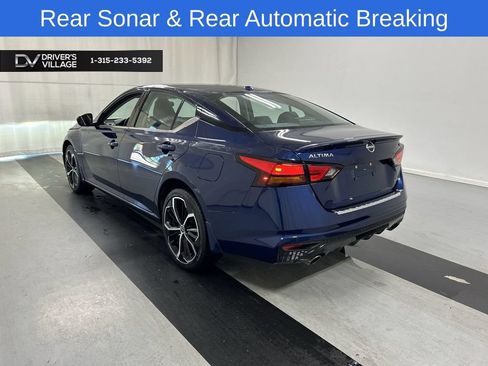 Used 2023 Nissan Altima 2.5 SR w/ SR Premium Package AWD/4WD image 7