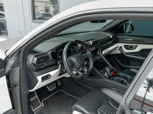 Used 2023 Lamborghini Urus S AWD/4WD image 10